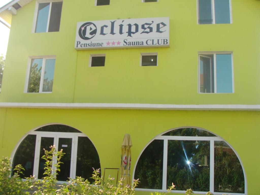 Pension Eclipse Oradea Exteriör bild