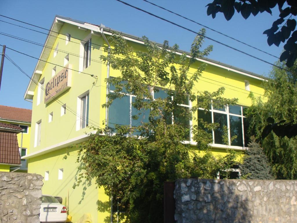 Pension Eclipse Oradea Exteriör bild