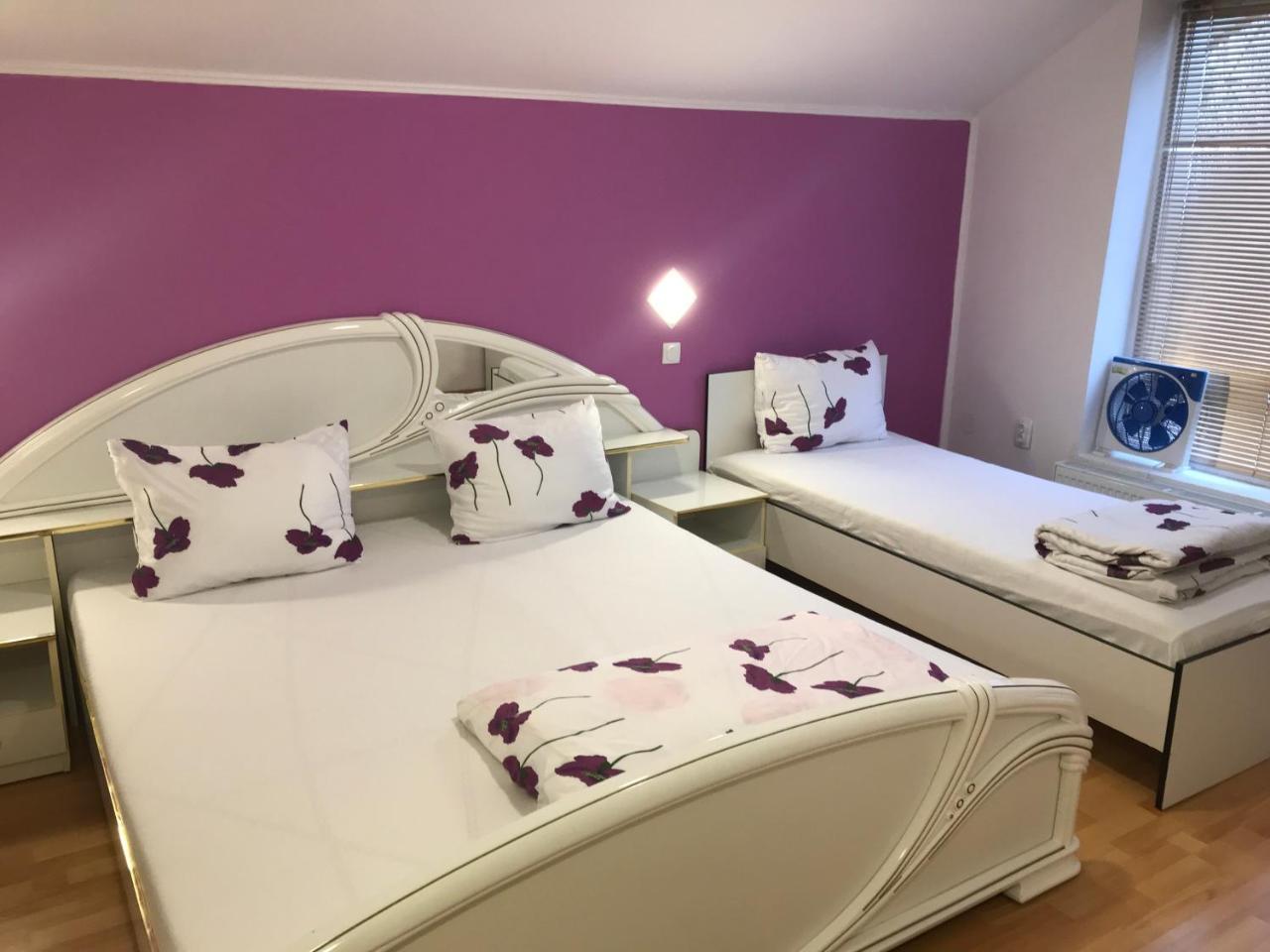 Pension Eclipse Oradea Exteriör bild